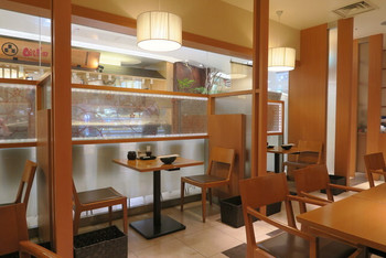 「○かつ亭 西武池袋店」内観 1074580 店内