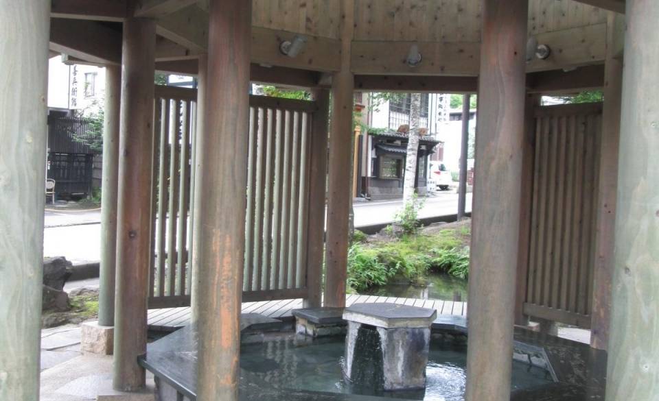 草津温泉バスターミナル 足湯 / 4