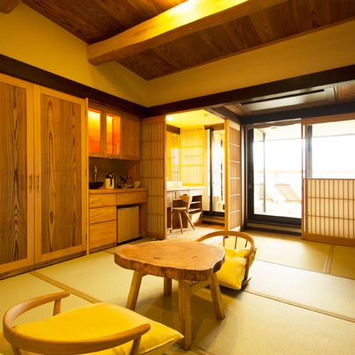 木の温もりが心地いい
お部屋でひと休み / 1
