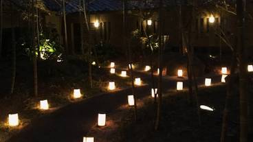 施設の入り口 / 35