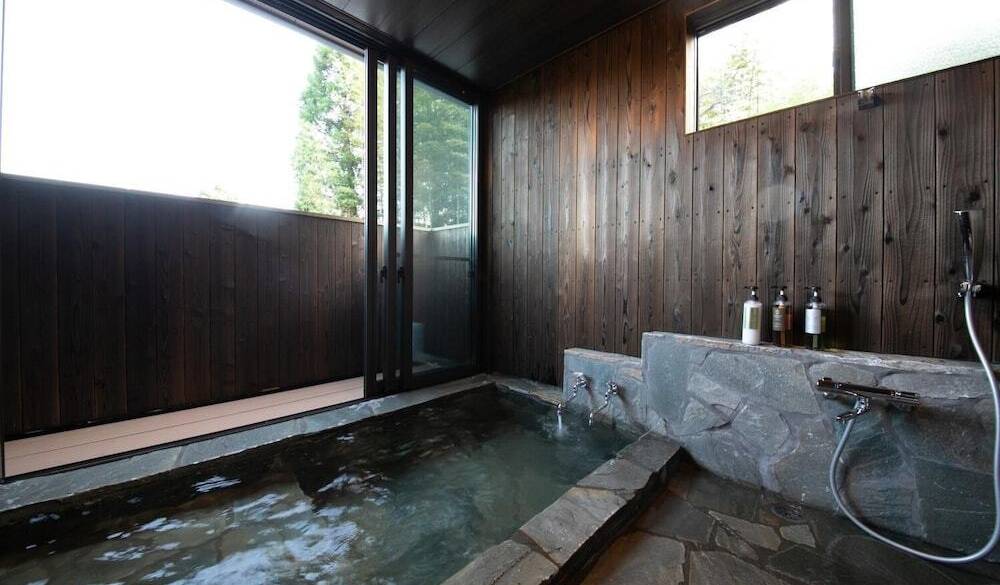 客室半露天風呂② / 1