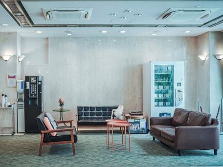 神戸シティガーデンズホテル（旧：ホテル神戸四州園） / 1