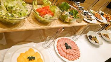 朝食ビュッフェ / 14