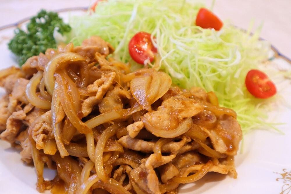 朝食