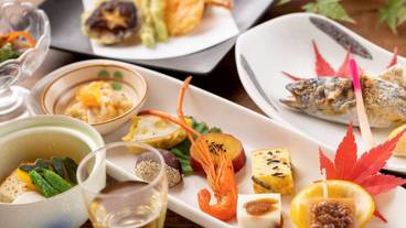 食事・飲み物 / 4