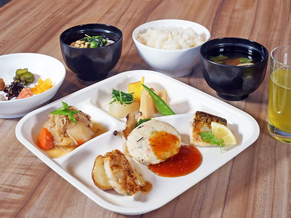 朝食