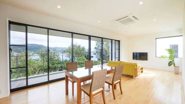 客室内のダイニングエリア / 6