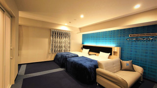 ユニバーサルツイン ダブル2台 ソファベッド1台 禁煙