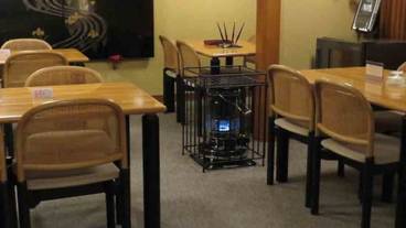 ロビーラウンジ / 3