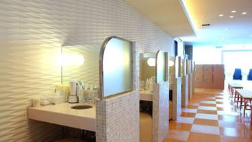 パウダールーム / 2