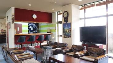 ロビー応接スペース / 3