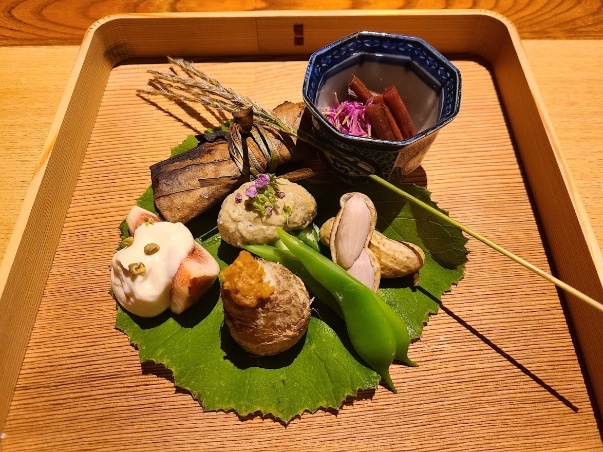 食の喜びに出会えるおもてなし”饗応料理”3844598