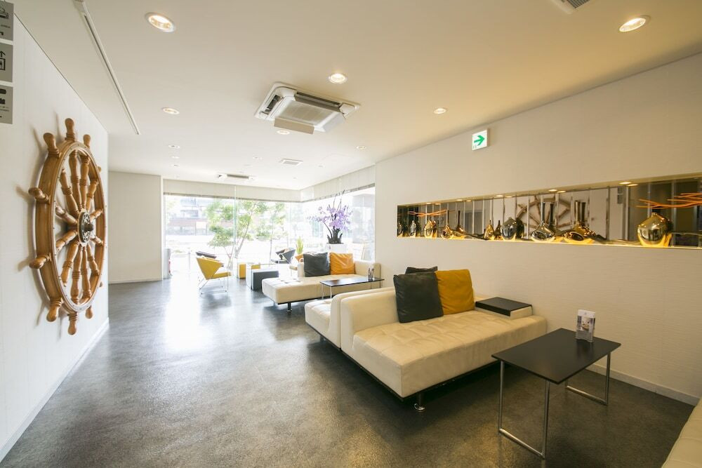 ロビーラウンジ