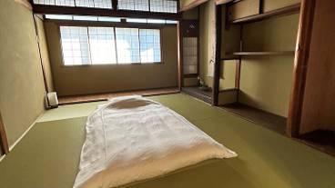客室 / 14