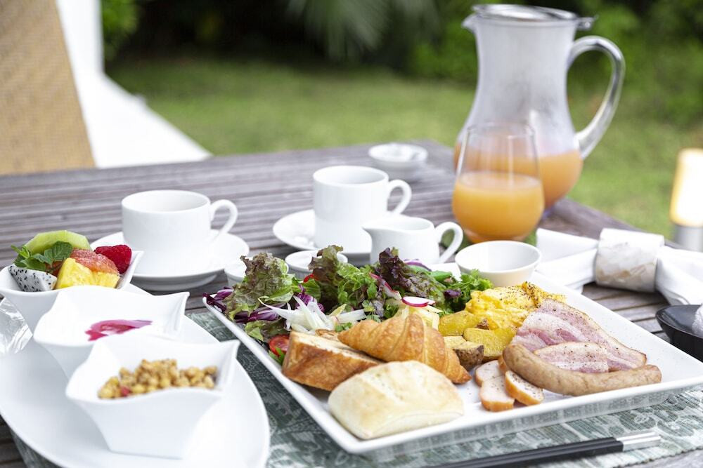 6000坪の敷地にわずか5棟。プール付きヴィラ4257404