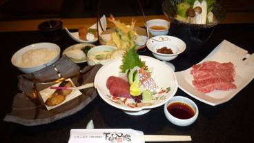 食事・飲み物 / 1