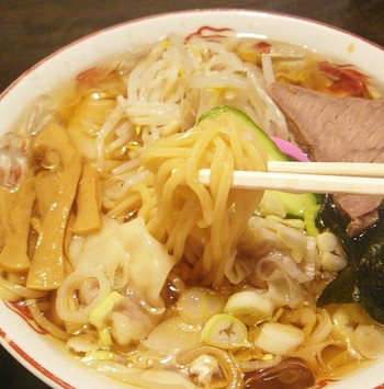 「栄屋本店」 料理 50694132 栄屋本店＠山形　冷やしワンタンメンの麺