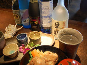 空と海を眺めながらご当地グルメに舌鼓♩3710962