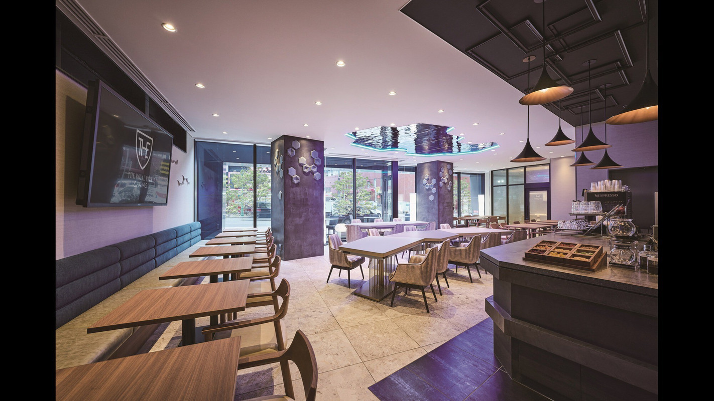 ザ ロイヤルパーク キャンバス 神戸三宮（ザ ロイヤルパーク キャンバス コウベサンノミヤ） / 1