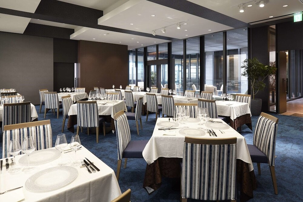 The 30th Restaurant テーブル席