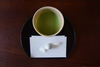 「無鄰菴」 料理 89262323 福寿園のお抹茶と真盛豆