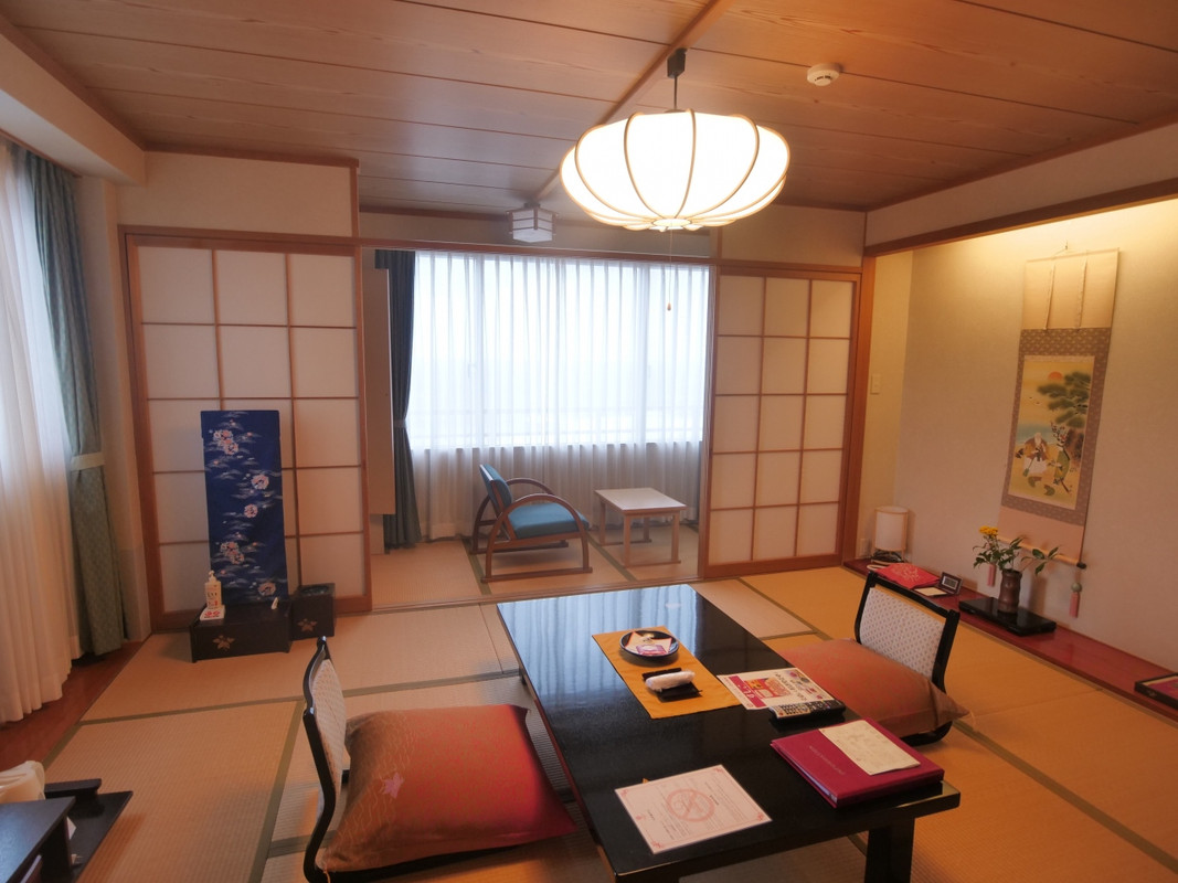 一般和室では最上階になる7階和室。広くて綺麗です。