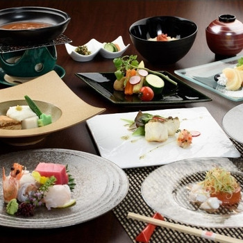 「袋田の滝」のそばで、自然に囲まれた贅沢ステイ4024400