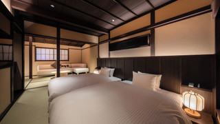 ツインルーム ダブルベッド 2 台