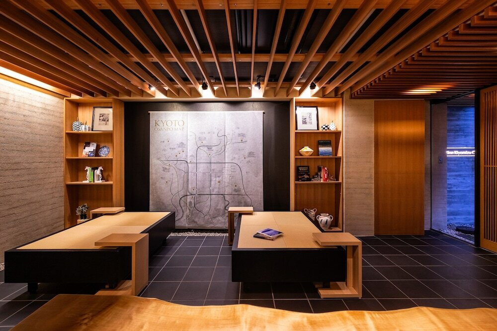 ロビー応接スペース