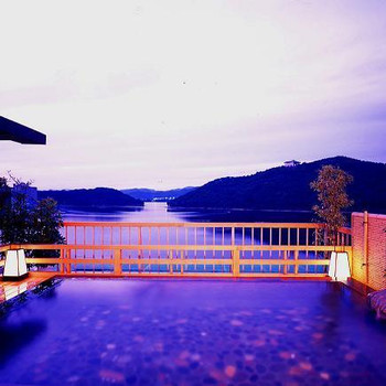 浜名湖一望の露天風呂が2種類ある、温泉旅館4090993