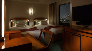 [禁煙] デラックスファミリーツインルーム (エキストラベッド1台+ソファーベッド1台)