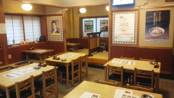 「江戸屋」内観 1145397 店内　壁には越前市三大グルメのポスターがはって有ります。
