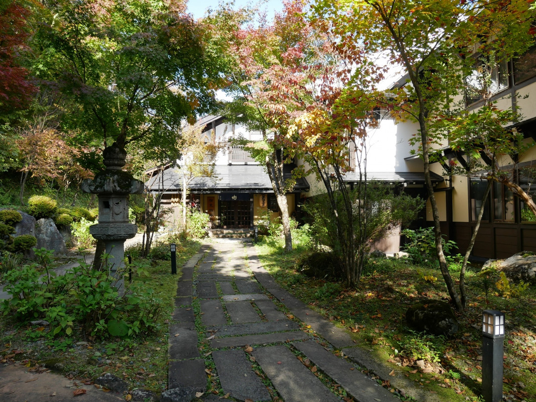 槍見館　エントランス
