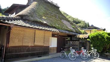 施設の入り口 / 15