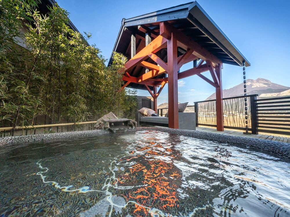 1日3組限定のラグジュアリーな温泉宿3553383