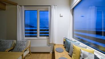 客室内のダイニングエリア / 15