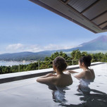 富士山と山中湖が一望できる絶景露天風呂。「ホテルマウント富士」で温泉＆サウナ旅♪