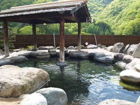 奥飛騨 平湯温泉 岡田旅館 / 1
