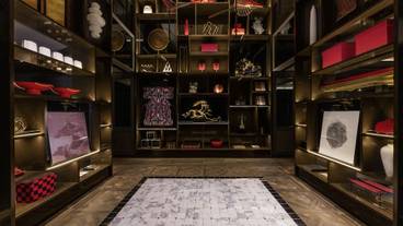 内部エントランス / 2