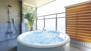 深めの浴槽 / 12