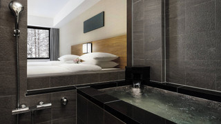 ルーム キングベッド 1 台 (Dog Friendly, With Hot-Spring Bath)