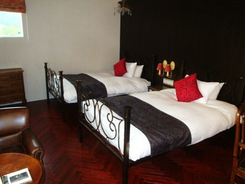 「オーベルジュ エルバステラ」 内観 29287379 部屋「クラシカル」ベッド