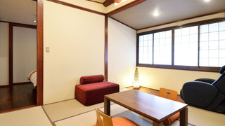 【赤倉】洋室６帖＜ツイン＞＋和室８帖＜マッサージチェア付＞