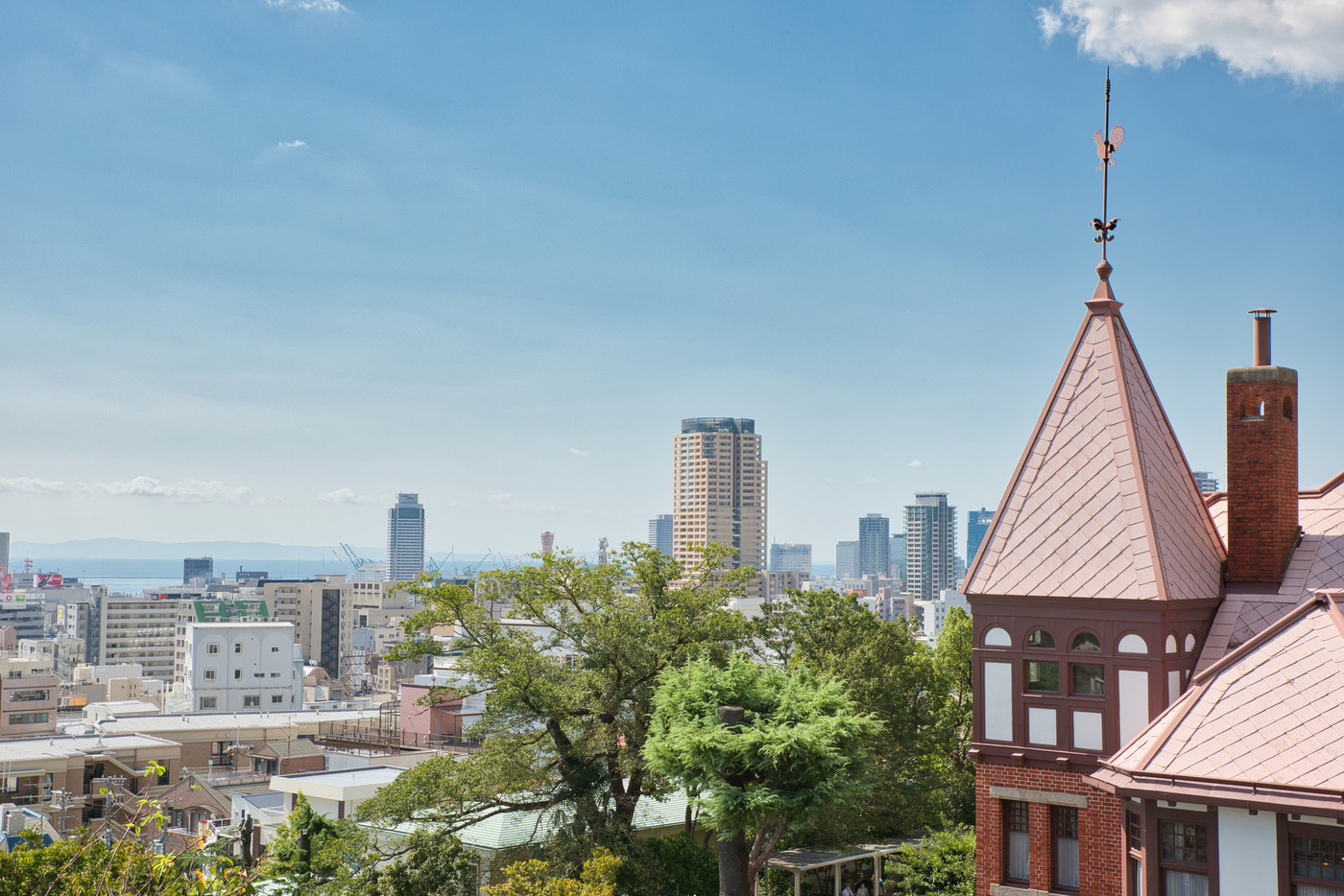 【兵庫県】9月・爽やかな青空と神戸北野異人館街