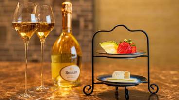 食事・飲み物 / 6