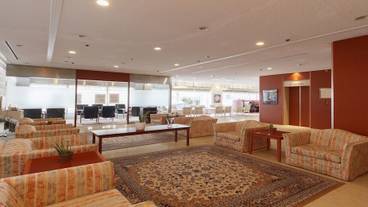 ロビー応接スペース / 3