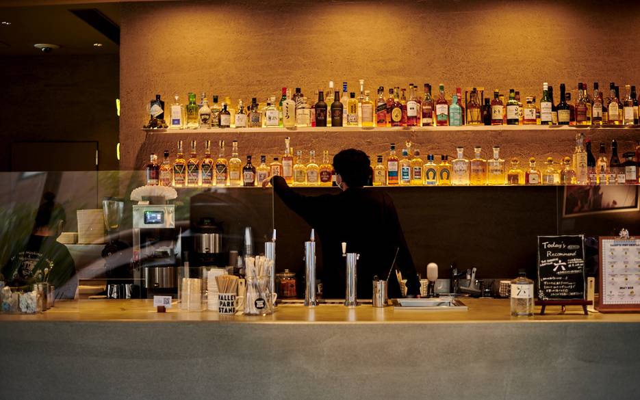 こだわりのカクテルで
渋谷の夜に乾杯 / 3