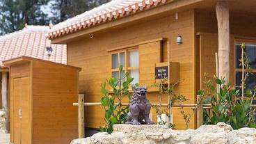 施設の入り口 / 8