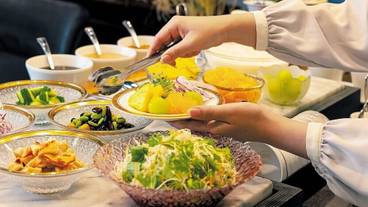 朝食ビュッフェ / 3