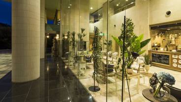 ロビーラウンジ / 15